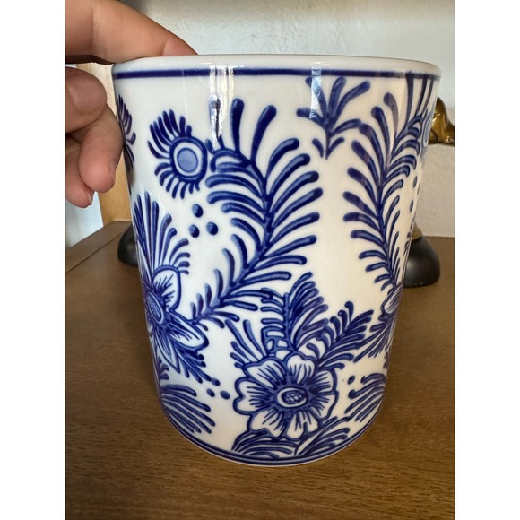 Pottery Barn Blue White Floral Ceramic Pot Planter Container Not For Food Use - Picture 9 of 10